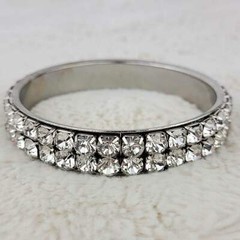 1950s Vintage Bangle Bracelet with a Double Row of Rhinestones – 1950s