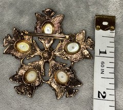 Vintage Gold White Faux Pearl Black Center Pearl Cabochon Pin Brooch