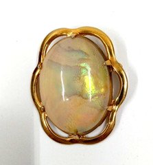Mother Of Pearl Oval Brooch Gold Tone Bezel 1 1/8″ x 1 1/2″ Vintage MOP