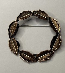 Vintage Bell Trading Post Solid Copper Leaf Wreath Brooch Pin 1950s Mid Century
