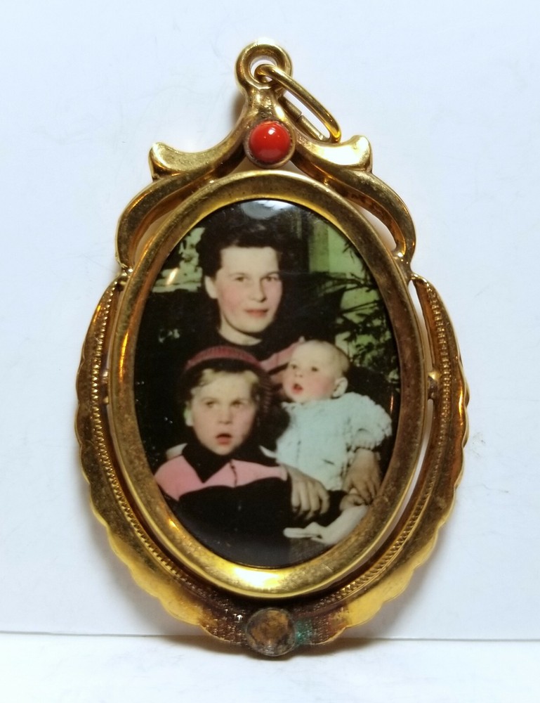 Pretty mom, kids, baby, photo pendant, c. 1920s, hand colored/tinted