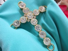 ANTHONY ATTRUIA Signed CROSS BROOCH Crystal/RHINESTONE 3.75″ Retro Religious Vtg
