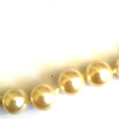 SC Faux Pearl Necklace Hand Knotted Gold Metal Screw Clasp 22 Inches