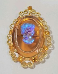 Vintage Celebrity NY D&E Juliana Cameo Topaz Rhinestone Brooch/Pendant