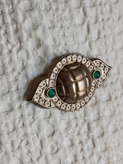 Unique Vintage “Sterling NR” Goldtone Vermeil Brooch Pin Green Glass 2.5in