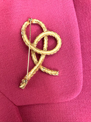 Rope Brooch Knot Braided Twist Pin Classic Gold Plated Textured Matte 2.5″ Vntge