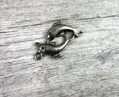Vintage Unbranded Double Dolphin Pendant Charm Silver Tone Pendant ONLY
