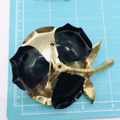 Vintage Gold Tone Cabbage Rose Stem In Black Brown Silver And Gold Brooch 3.5”