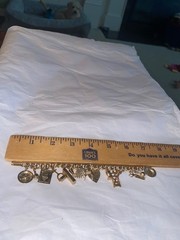 Rare 1950’s Goldtone Charm Womens 7” Bracelet Many Charms