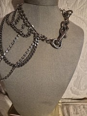Vintage EXPRESS MULTI LAYERED CHOKER. RARE!