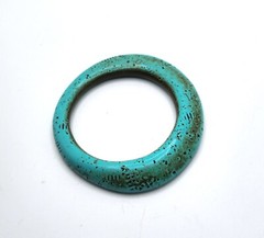 Vintage Angie Gooderham sculptural acrylic resin faux turquoise bangle bracelet