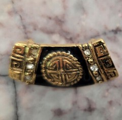 LR Lady Remington Gold Toned Onyx Look & Rhinestones Pendant Lovely