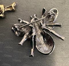 Vintage Figural Brooch Lot 4 Enamel Scarecrow Duck Alligator Rhinestone Bee