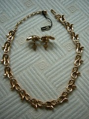 Rare Crown TRIFARI Alfred Philippe PAT PEND Choker Necklace & Earring Set UNUSED