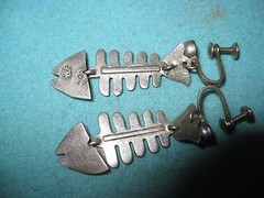 Taxco Silver Fish 1 1/2″ Earrings signed OO with Eagle 110 Antonio Pineda style