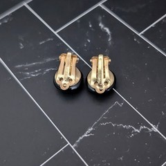 Vintage Clip On Earrings Retro A Bit Over 0.5″ Black Circle Classy