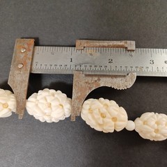 Vintage Off White Plastic Faux Bone Necklace 30in