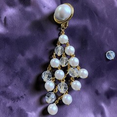 Vintage Avon Faux Pearl Crystal Waterfall Chandelier Clip On Earrings Gold Tone