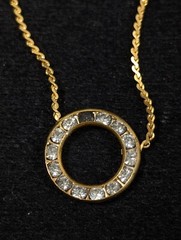 Vintage Gold Tone Rhinestone Round Circle Choker Necklace 15 in
