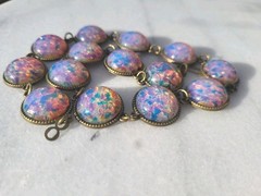 SALE! VINTAGE OPAL FOIL MILKY LILAC GLASS CABACHON STATION NECKLACE SET HEAVY