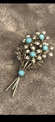 Woman’s Silver Turquoise Brooch Flower Bouquet