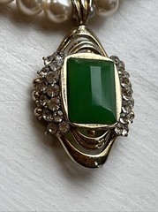 Vintage Designer Lanvin Emerald Rhinestone? Pendant 14k Gold Pearl Necklace