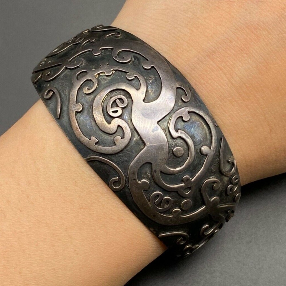 Vintage Abstract Sterling Silver Cuff Bracelet 6-3/4″