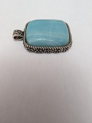 VINTAGE LUCKY BRAND REVERSIBLE STONE PENDANT . NO CHAIN