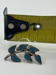 Vintage Alpaca Mexico Turquoise Screw Back Clip On Earrings