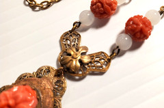 VTG ART DECO Coral Molded Glass Floral Necklace 1930s Glass & Brass 18″ Necklace