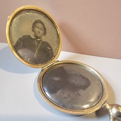 Victorian Mourning Locket Gold-Filled 2 Tintype Photos c1860 Antique Pendant