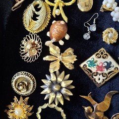 Vintage Jewelry Lot All Wearable 71 Pieces