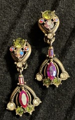 Vintage 1959 Hollycraft Romantic Red And Apple Green Dangle Drop Earrings
