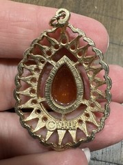 Vintage 1974 Sarah Coventry Amber Teardrop Goldtone Pendant 1.5”