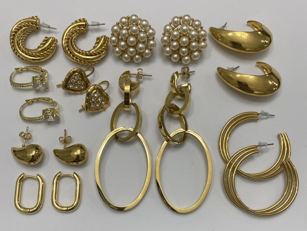 ✨Vintage To Now Lot Of 9 Pairs Beautiful Gold Tone Estate Pierced Earrings✨