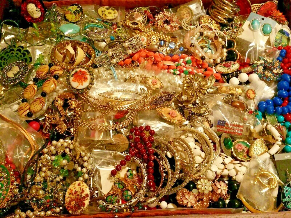 Vintage Estate Costume Jewelry Lots Wear Repair Craft 7-pc
