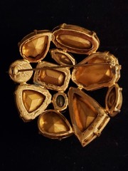 VINTAGE GERMANY Inverted RHINESTONE BROOCH TOPAZ-BROWN Prong Foil Gold Back