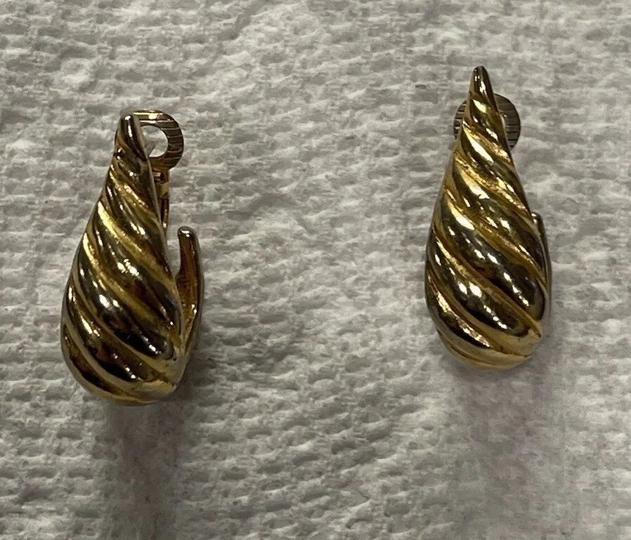 TANCER II Earrings Gold Spiral Shell Posts Hinged Clip On Huggies Hoops Vtg 1970