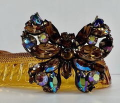 Vintage REGENCY Signed Butterfly Brooch Topaz Brown AB Rhinestone Gold Tone Pin