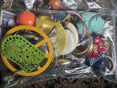 ~19 Lbs Lot ALL CRAFT Repair UNTESTED Junk Jewelry Pieces Parts Beads Earrings