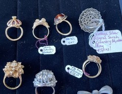 Vintage Jewelry Ring Lot Sarah Coventry, Barclay, Avon, Park Lane, Mele Lot 115