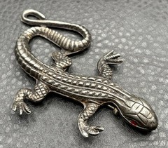 Vintage HUGE Old Pot Metal Lizard Gecko Brooch Pin Red Enamel Eyes Figural