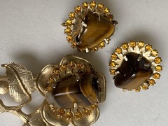 Vintage Flower 2.5” Pin & 1” ER W/ Natural Tigers Eye Stone & Gold Rhinestones