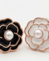 5 Pcs Women’s Scarf Ring Clip Set Gold Pearl Silk Scarf Holder Buckle