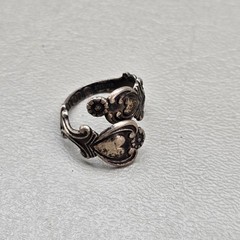 Vintage Avon Sterling Silver Heart Floral Wrap Ring Size 7.5 Open Band