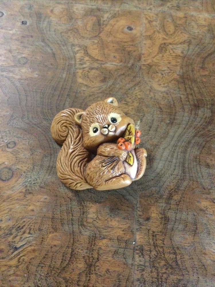 Vintage Hallmark Cards Plastic Autumn Squirrel Brooch Pin Statement Jewelry