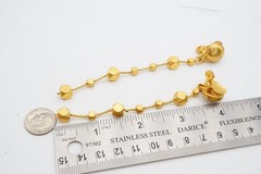 Vintage Clip On Earrings Gold Tone Z7