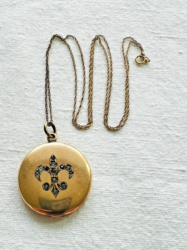 Antique W & H Co. Fleur De Lis Gold Filled Locket Pendant with Necklace Chain