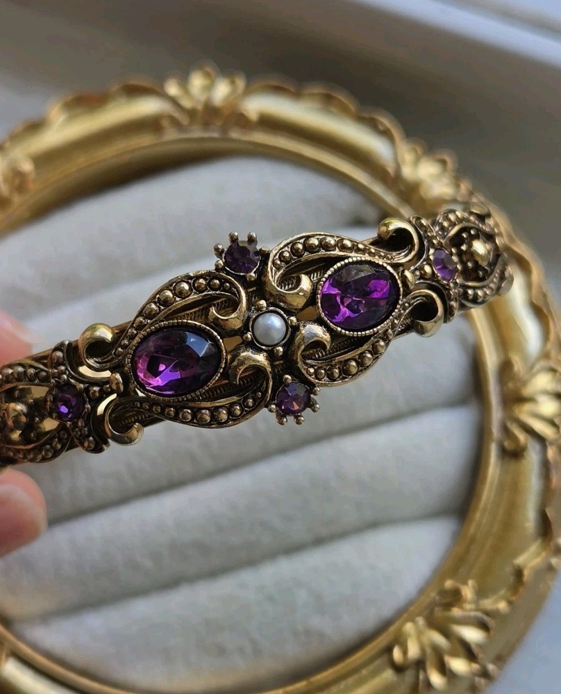Vintage Avon 1974 Queensbury Amethyst Bracelet