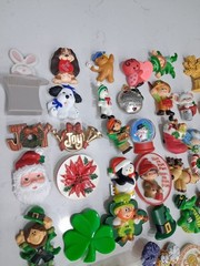 VINTAGE 45 Plus Holiday LOT CHRISTMAS Halloween PINS HALLMARK Brooches Easter